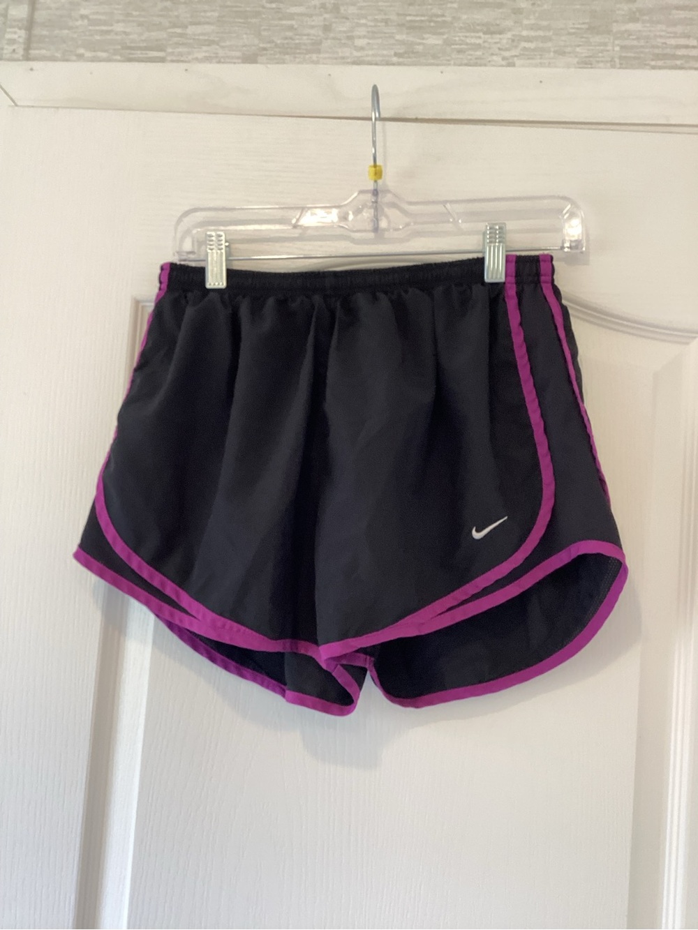 Nike Black Women's Athletic Shorts with Purple Trim L EUC